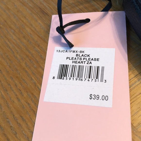 BNWT Juicy couture Black heart shaped wristlet coin purse - Picture 3 of 5